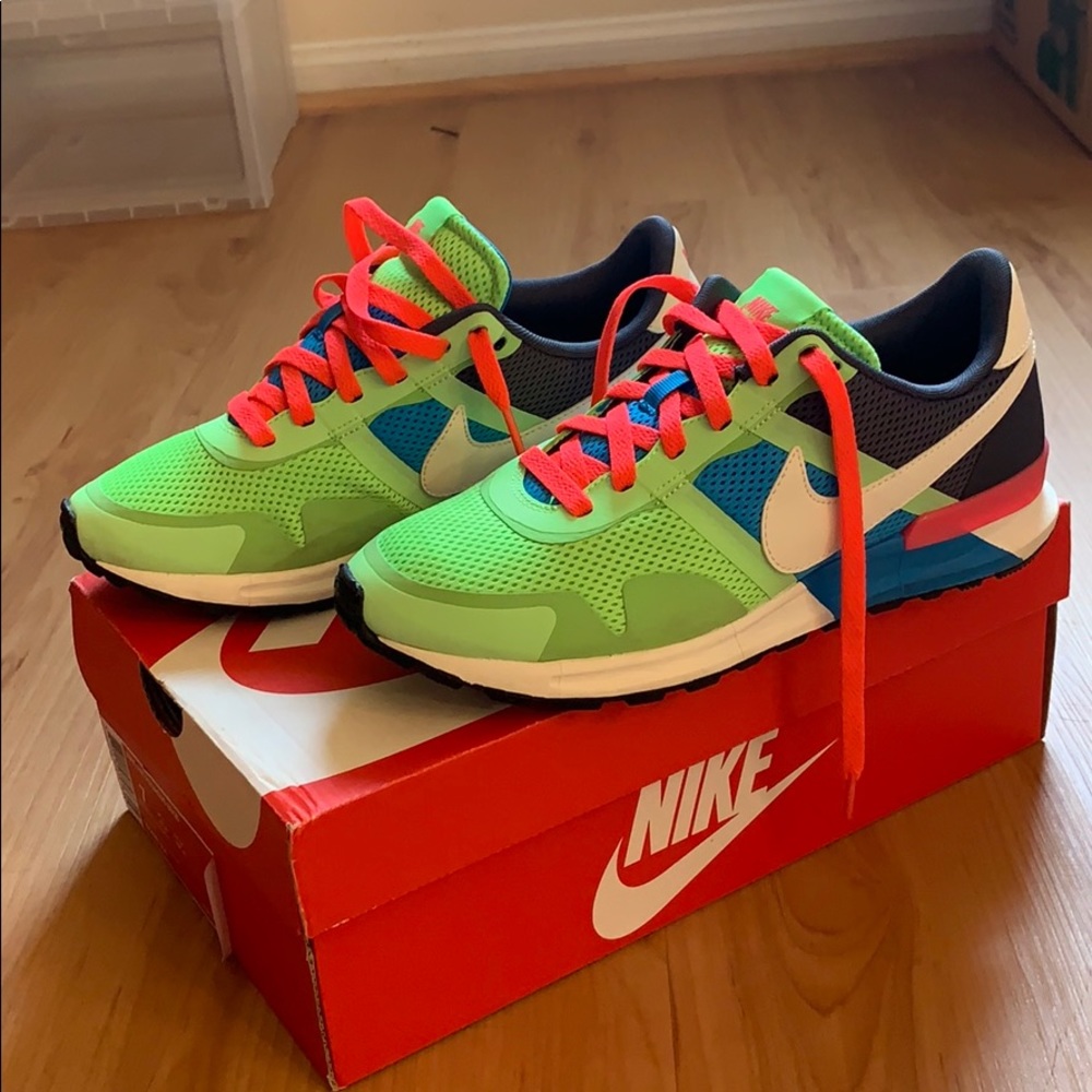 Nike Air Pegasus 83/30